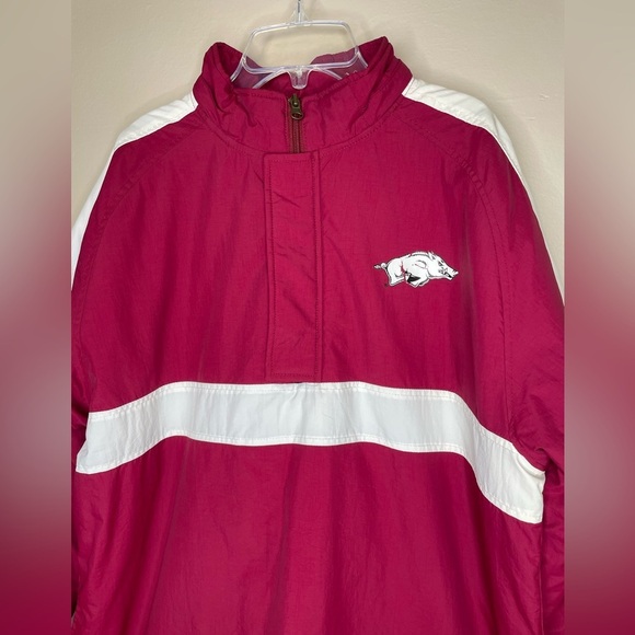 Arkansas Razorbacks NCAA Red White Nylon Quilted Jacket Size Medium - Picture 2 of 7